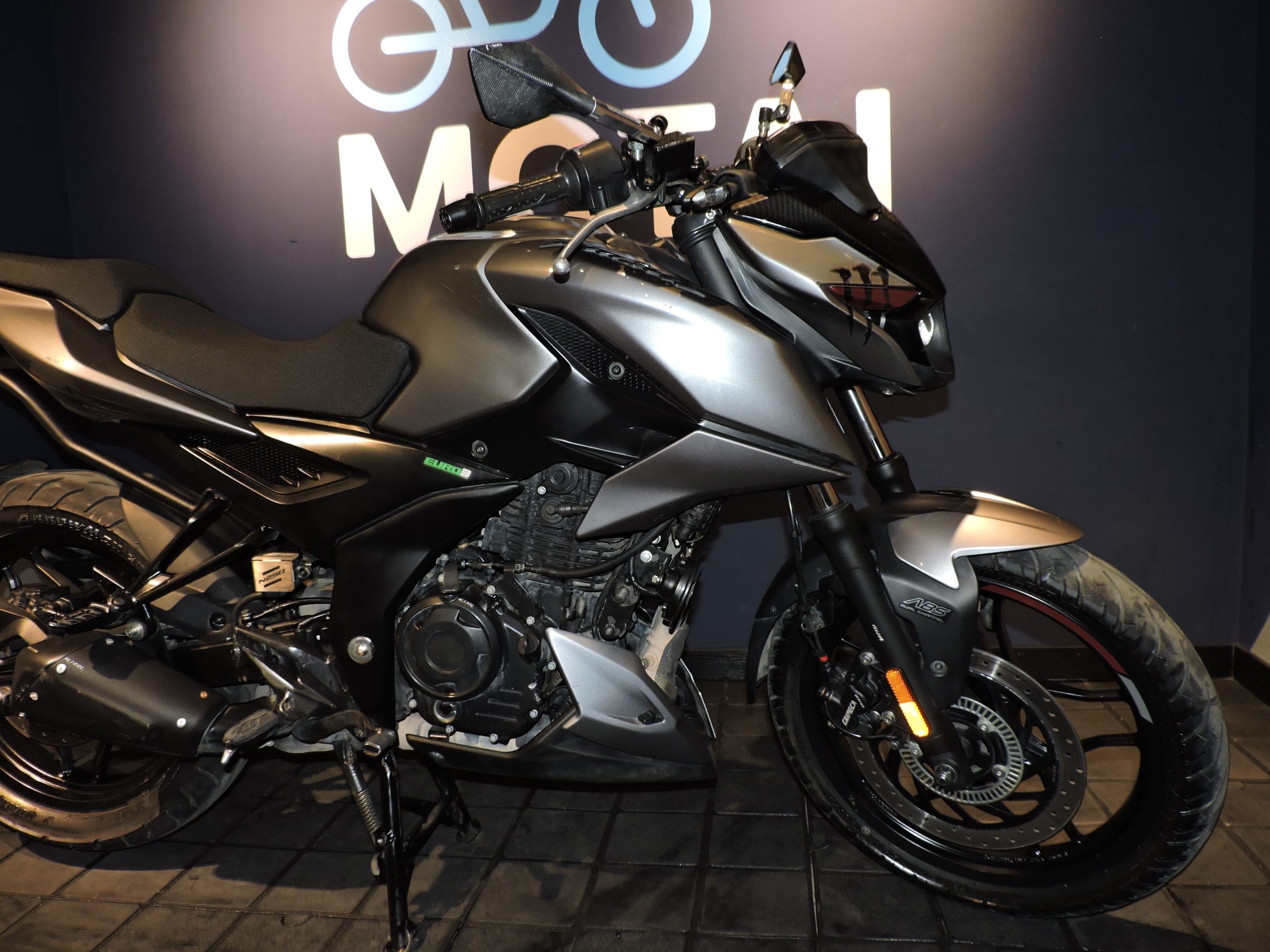 Bajaj Pulsar N 250 2024 Motai App