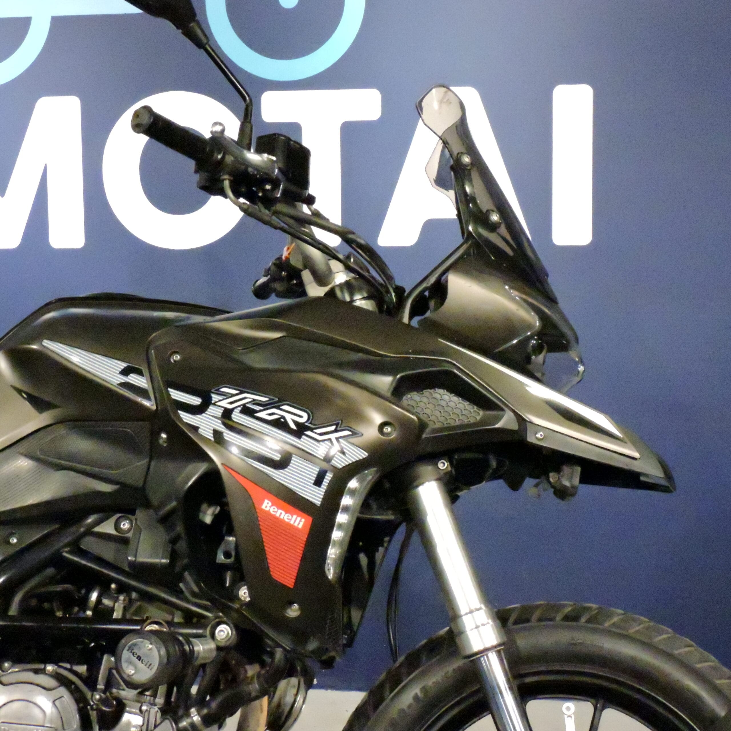 BENELLI TRK 251 - Imagen 6